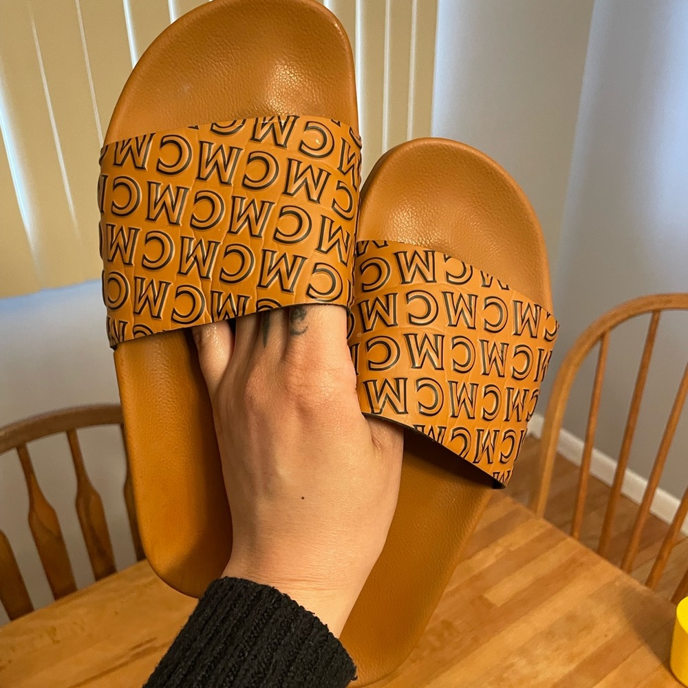 Mcm slides